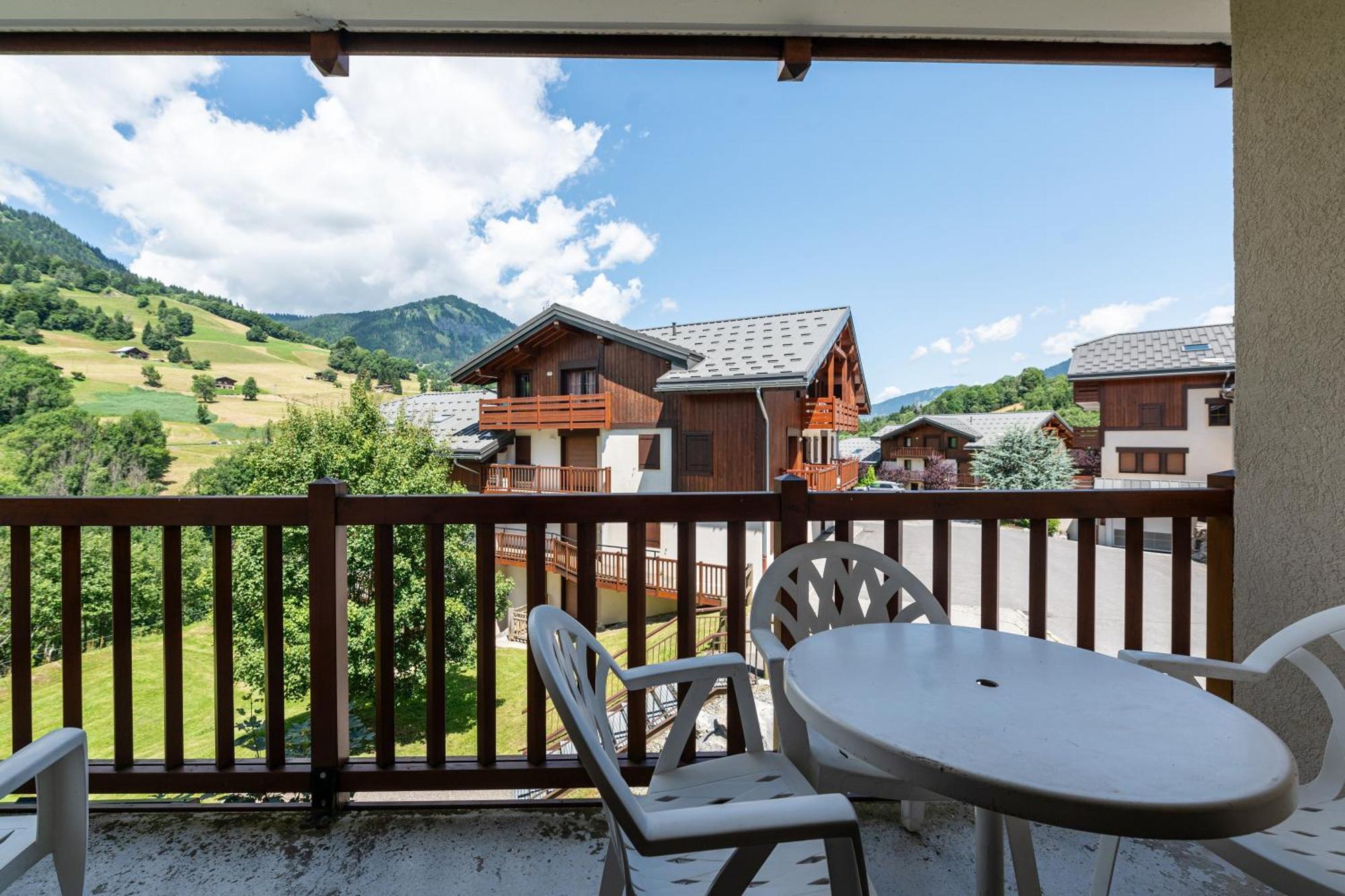 Chez Florent - Appt Vue Montagne Avec Piscine Flumet Exteriör bild